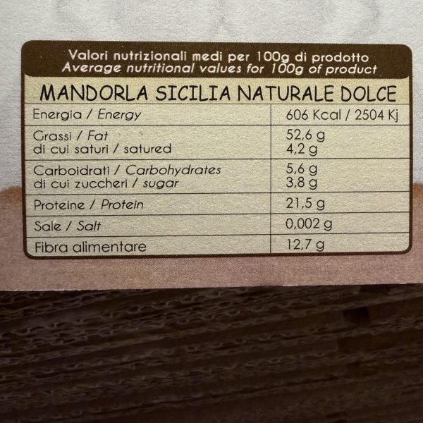 Second image of Mandorle sgusciate 500 g
